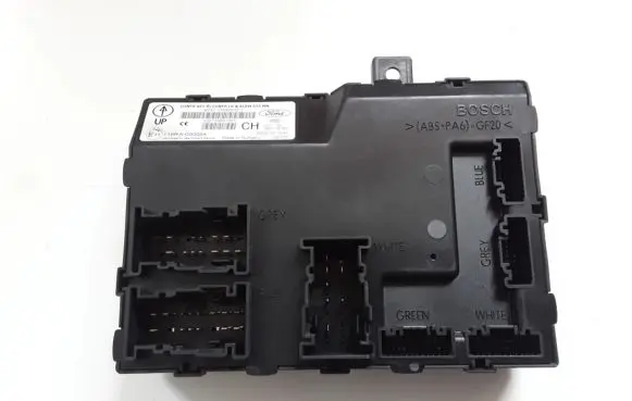 Ford Fiesta Comfort/convenience module 8V5115K600CH