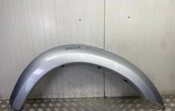 Ford Ranger Front arch trim UR8951W21