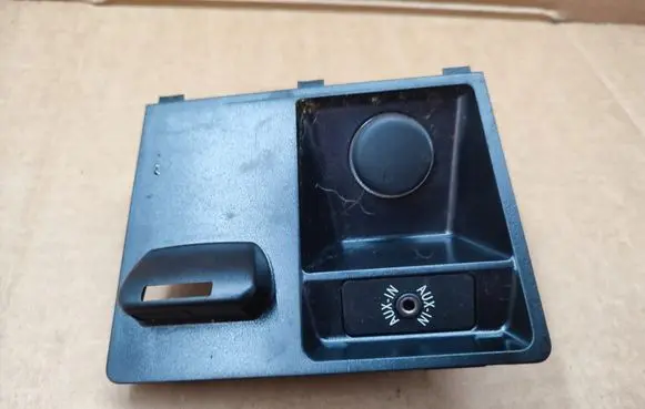 BMW X5 E70 USB socket connector 