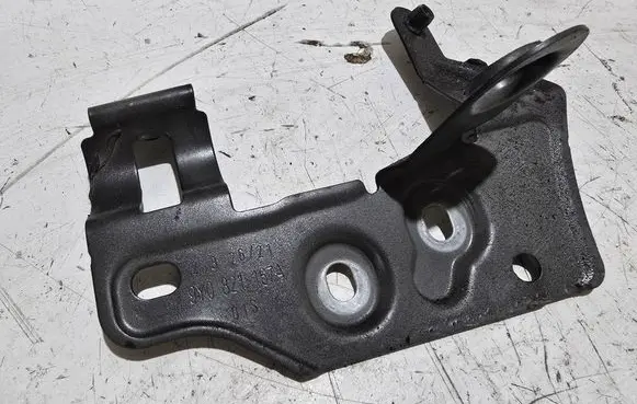 Porsche Cayenne (9Y0 9Y3) Fender mounting bracket 9Y0821167A 232621