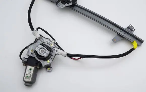Mazda 323 F Front door window regulator with motor 114018 400616 400616T3