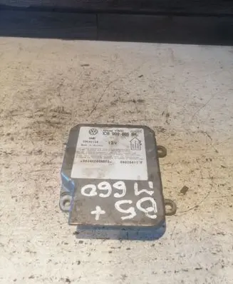Volkswagen PASSAT B5.5 Airbag control unit/module
