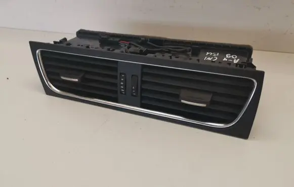 Audi A4 S4 B8 8K Dash center air vent grill 8T1820951C