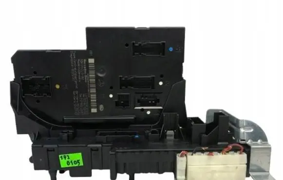 Mercedes-Benz SLK R172 SAM control unit 