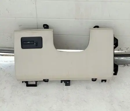Land Rover Range Rover L405 Tailgate opening switch 10091498 CPLA11654CA