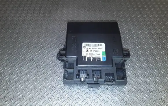 Mercedes-Benz B W245 Door control unit/module A1698208526