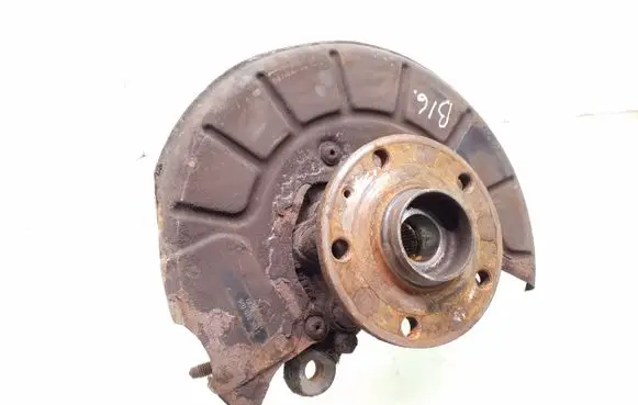 Volkswagen Golf VI Front wheel hub spindle knuckle 1K05N 1K0615312F