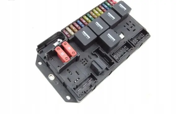 Land Rover Range Rover L322 Fuse box set YQE500290