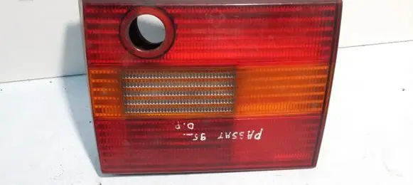 Volkswagen PASSAT B4 Tailgate rear/tail lights 3A9945108A