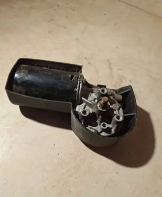 Ford Focus Wiper motor 1395106486