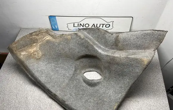 BMW 3 E36 Other trunk/boot trim element 8153901