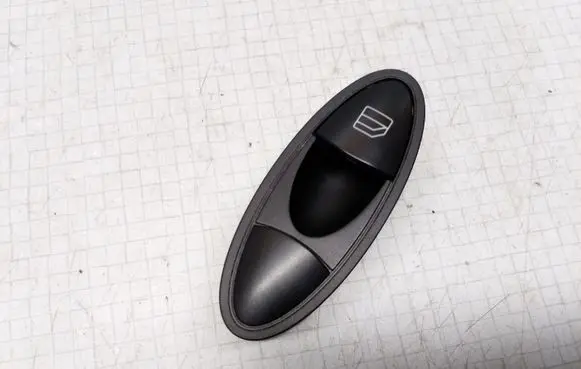 Mercedes-Benz E W211 Electric window control switch A2118203210