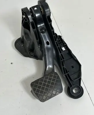 Skoda Enyaq iV Brake pedal 1EB723058H 0558211 18052021