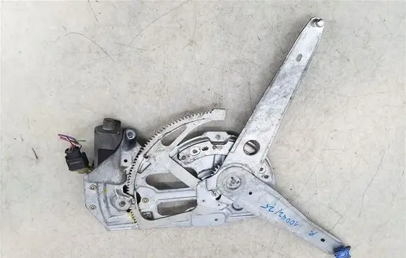 Volvo S60 Front door window regulator with motor 