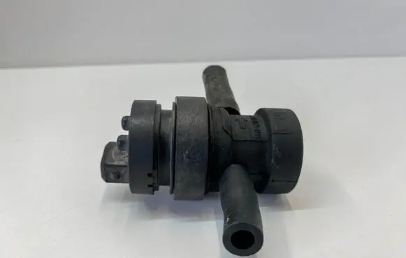 Mercedes-Benz SL R129 EGR valve 1404700093 A1404700093