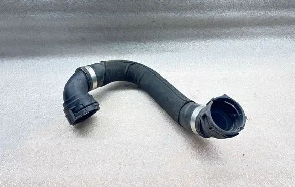 BMW M4 F82 F83 Engine coolant pipe/hose 7533978 S2000567