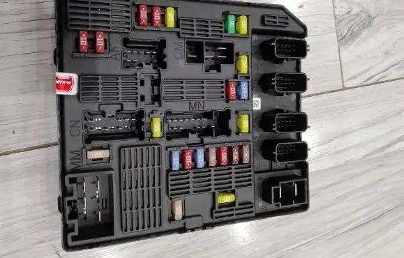 Renault Megane III BSM Control unit 284B62342R