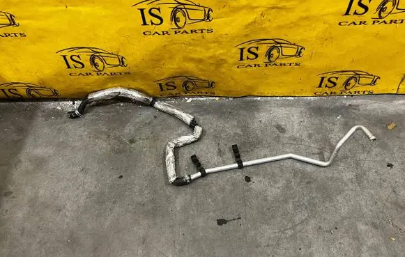 Porsche Panamera (970) Engine coolant pipe/hose 97057269701 97057269501