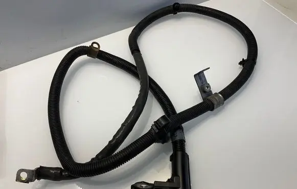 Mercedes-Benz B W246 W242 Positive cable (battery) A2465407932 2465407932