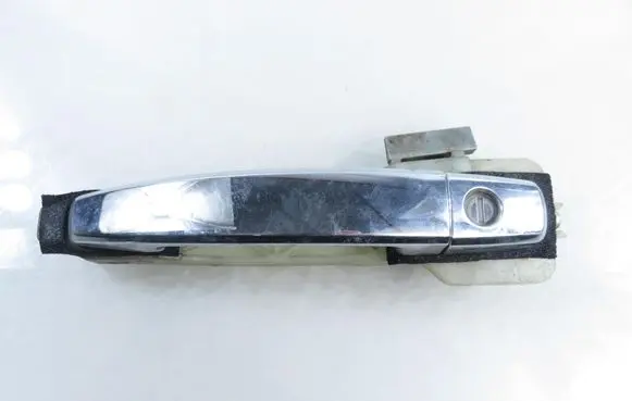 Opel Antara Front door exterior handle 