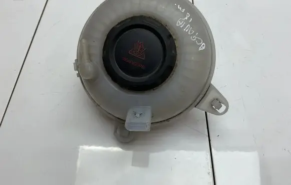 Skoda Octavia Mk3 (5E) Coolant expansion tank/reservoir 5Q0121407T