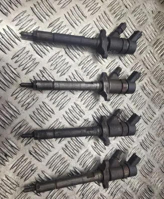 Fuel injectors set