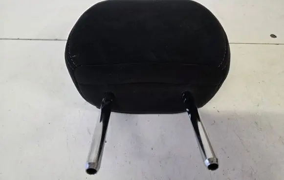 Nissan X-Trail T32 Rear seat headrest 