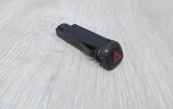 Volvo XC90 Hazard light switch 30739319 40346