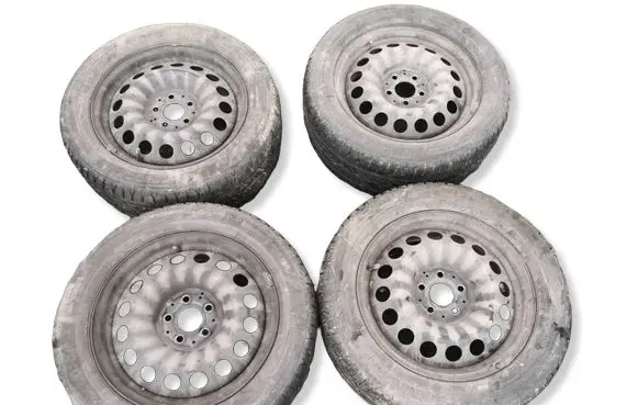 Mercedes-Benz Vito Viano W447 R17 steel rim A4474010201 A8136