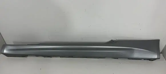 BMW M3 e92 Sill 8046659