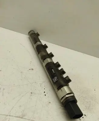 BMW 7 E65 E66 Fuel main line pipe 779249101 41201109001
