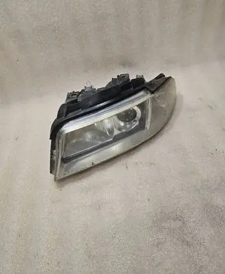 Audi A4 S4 B5 8D Headlight/headlamp 4411137 4461104L