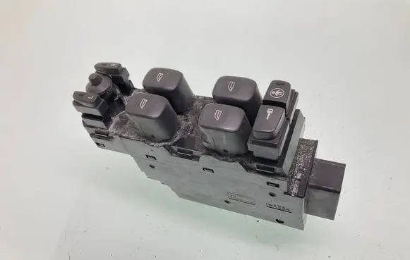 Volvo S80 Electric window control switch 8673185