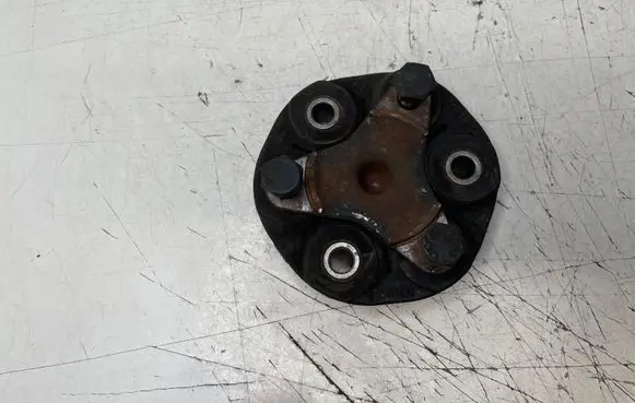 BMW X5 E53 Rear prop shaft donut coupling/joint 7503159