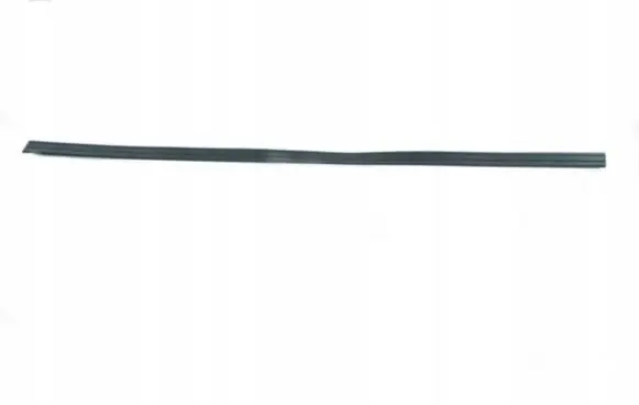 Ford Escort Front door trim (molding) 6735922