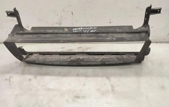 Volvo C30 Intercooler air guide/duct channel