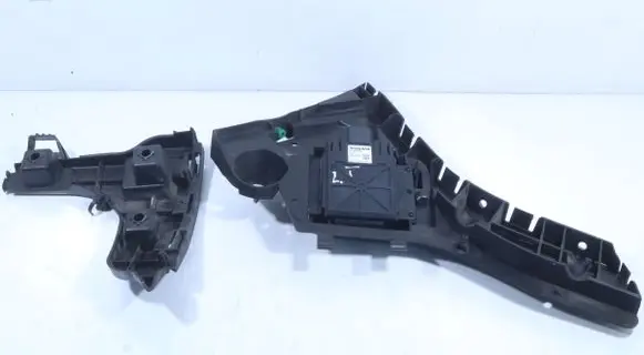 Volvo XC60 Rear bumper mounting bracket 31429893