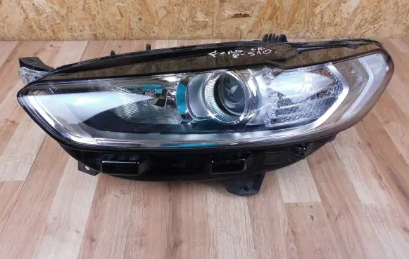 Ford Mondeo MK V Headlight/headlamp ES7313W030GD