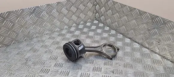Land Rover Range Rover L405 Piston with connecting rod H268X