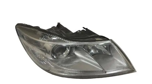 Skoda Octavia Mk2 (1Z) Headlight/headlamp 1Z1941016F 1EL24705202