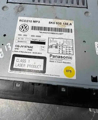 Volkswagen Caddy CD/DVD changer 5k0035156A
