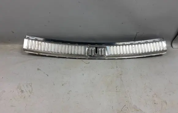 Volkswagen Touareg II Trunk/boot sill cover protection 7P0863459E