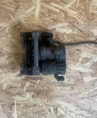 Ford Focus Rear brake caliper JX612D251BEC