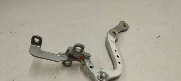 BMW X3M F97 Tailgate/trunk/boot hinge 7397315