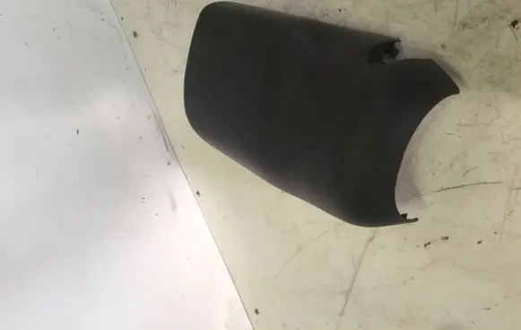 Steering wheel column trim