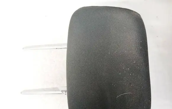 Chevrolet Captiva Front seat headrest 