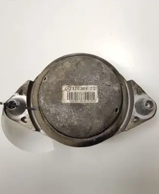 Mercedes-Benz E AMG W212 Engine mount bracket A2122404117 A2122404117Q1