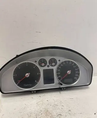 Ford Galaxy Speedometer (instrument cluster) 7M5920920S 2604050487 YM2110849ATW