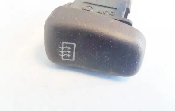 Subaru Impreza II Windscreen/window heater switch