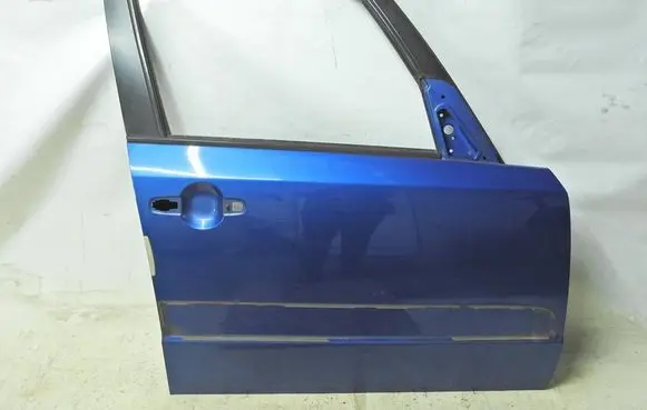 Suzuki SX4 Front door